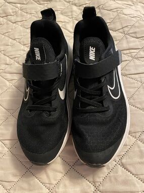 Nike Black and White Kids' Velcro Sneakers